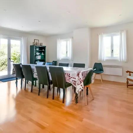 Enticing In Near Forest Holiday home Treignes
