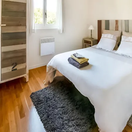 In For 9 Person Σπίτι διακοπών Treignes