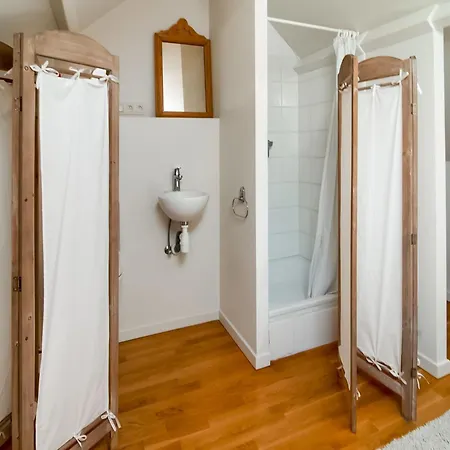 In For 9 Person Treignes