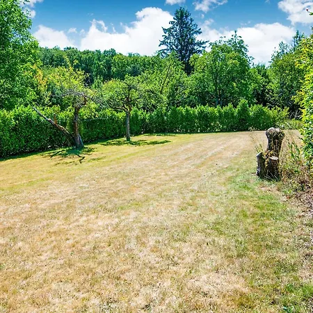 In For 9 Person Treignes