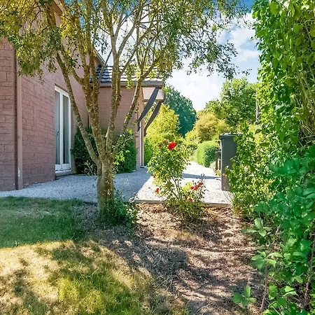 In For 9 Person Treignes